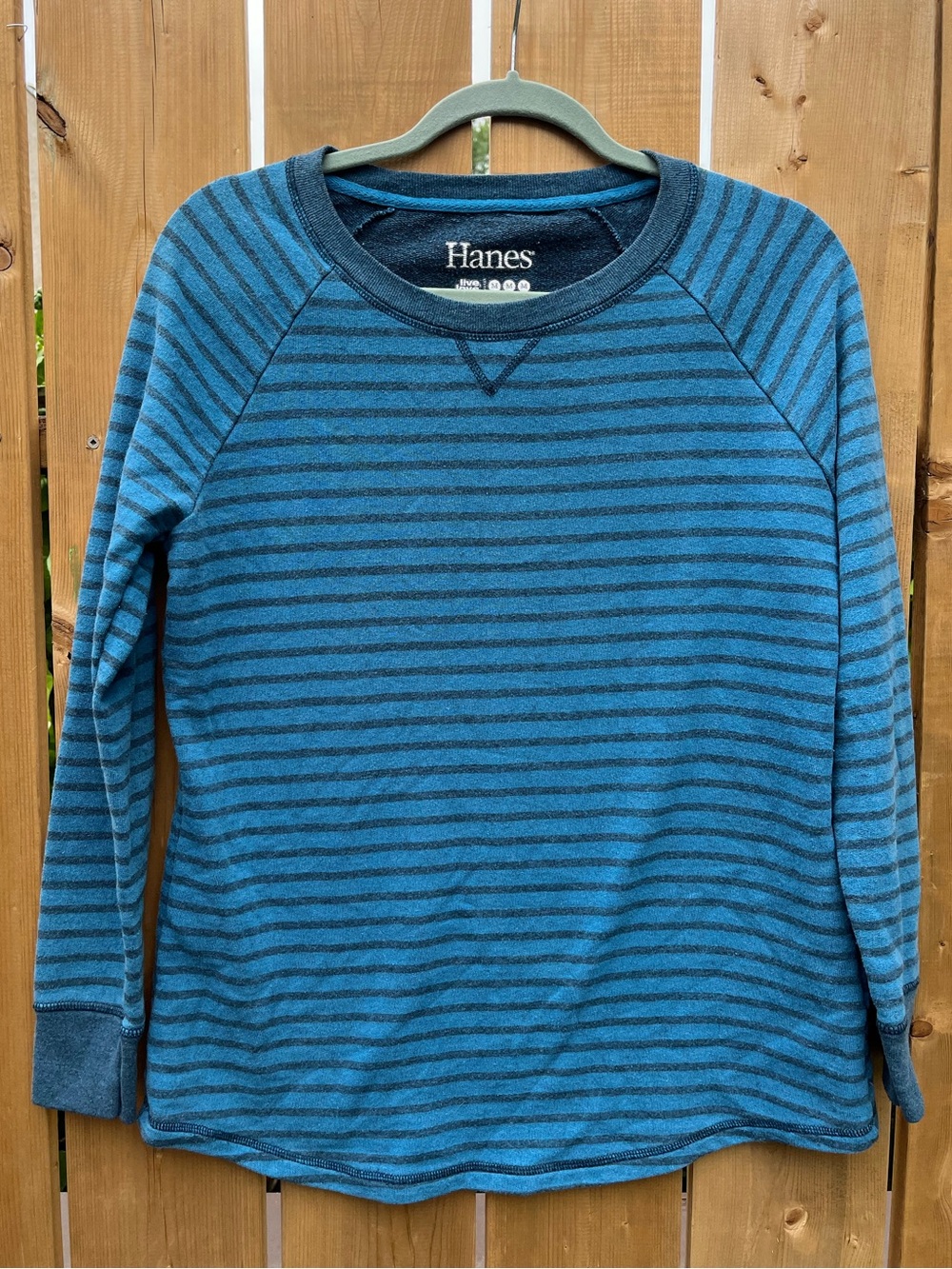 Y2K Hanes Teal & Gray Striped Crewneck Sweatshirt Long Sleeve T-shirt